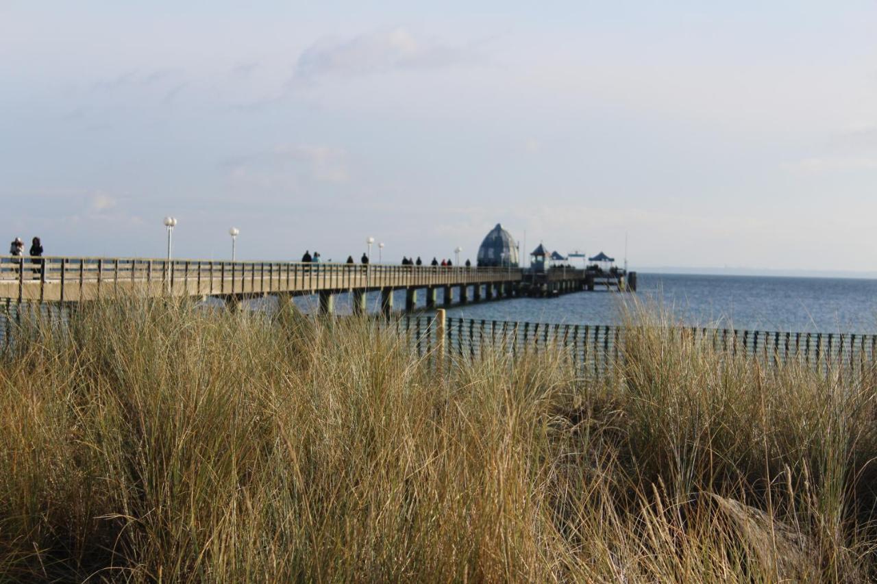 Ferienwohnungen Im Haus Strandburg เกรอมิทซ์ ภายนอก รูปภาพ