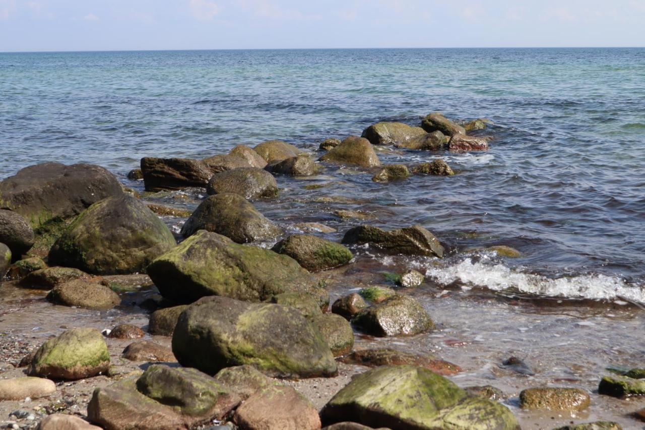 Ferienwohnungen Im Haus Strandburg เกรอมิทซ์ ภายนอก รูปภาพ